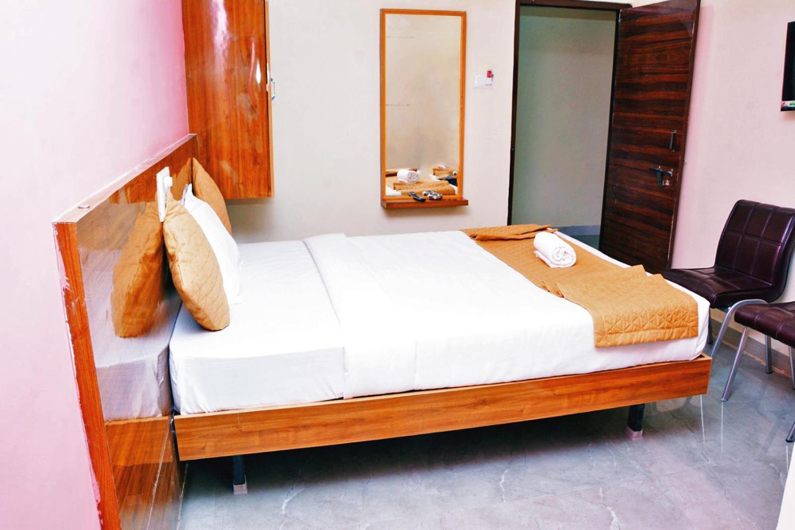 Udupi Deluxe Lodge Gulbarga 古尔伯加 外观 照片