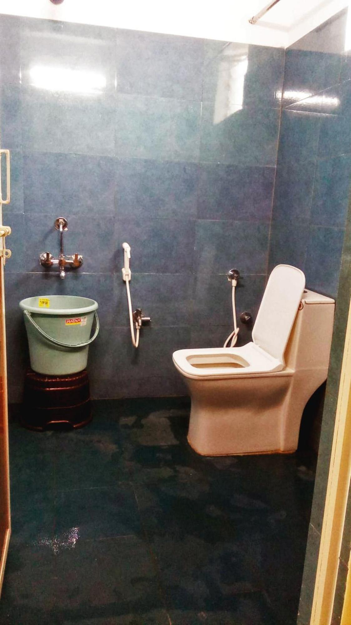 Udupi Deluxe Lodge Gulbarga 古尔伯加 外观 照片